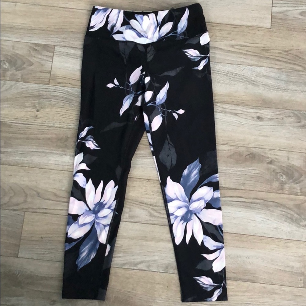 Calvin Klein cropped tights